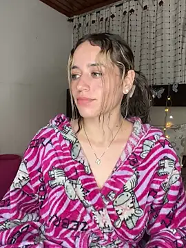 Snapshot of Natalia_Suarez chatting on March 2025 10:02:01 AM Natalia Suarez online show from March 2025 10:02:01 AM