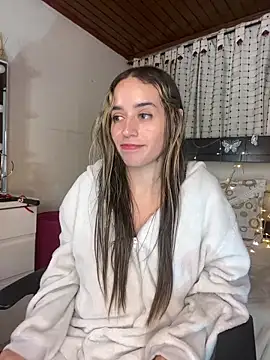 Snapshot of Natalia_Suarez chatting on March 2025 09:32:02 AM Natalia Suarez online show from March 2025 09:32:02 AM