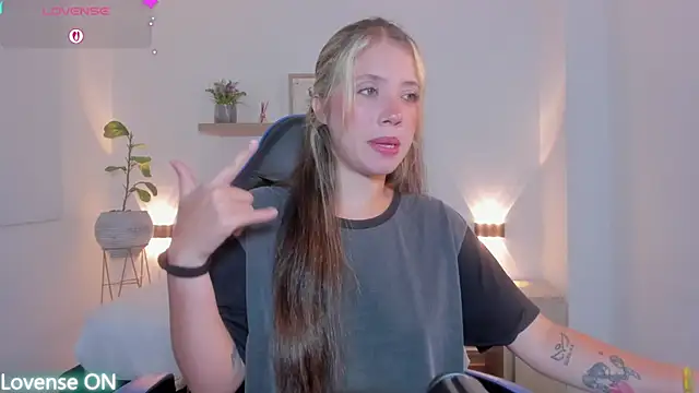 Snapshot of nataly_rodri chatting on July 2026 01:56:01 AM nataly rodri online show from July 2026 01:56:01 AM