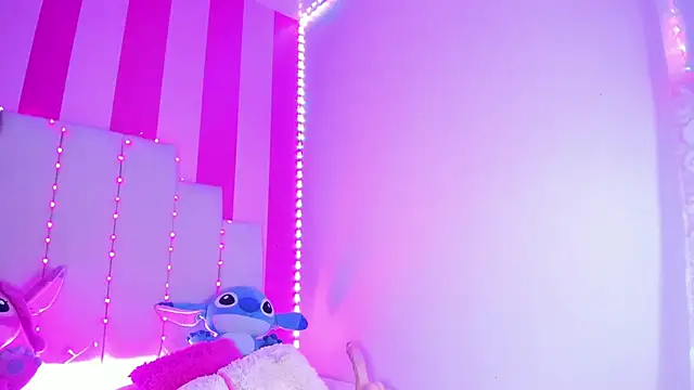 Snapshot of AliiceBrown_ chatting on February 2025 07:33:01 AM AliiceBrown online show from February 2025 07:33:01 AM