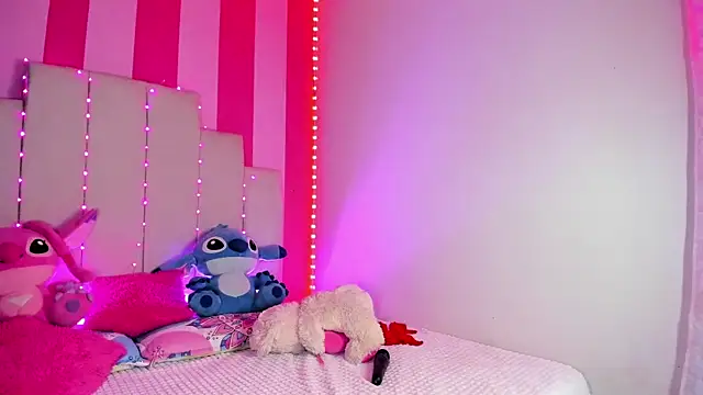 Snapshot of AliiceBrown_ chatting on March 2025 07:42:02 AM AliiceBrown online show from March 2025 07:42:02 AM