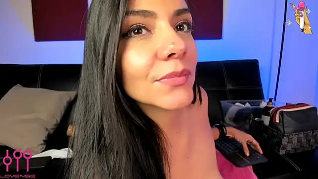 Snapshot of Samara_Kim chatting on January 2025 07:00:02 AM Samara Kim online show from January 2025 07:00:02 AM