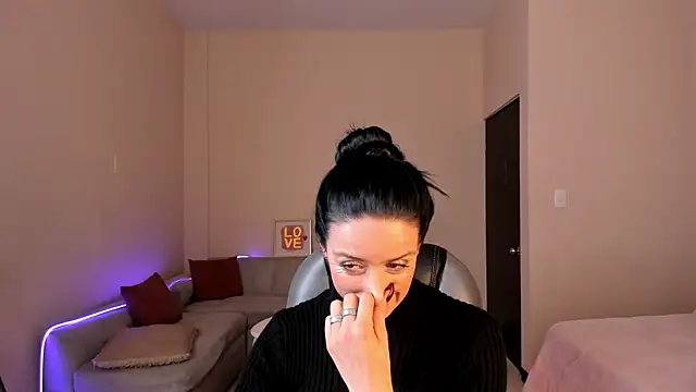 Kristen Garner online show from May 2026 08:16:02 PM