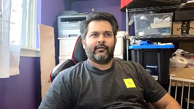 Sakhtlaundaz online show from April 2026 09:45:01 PM