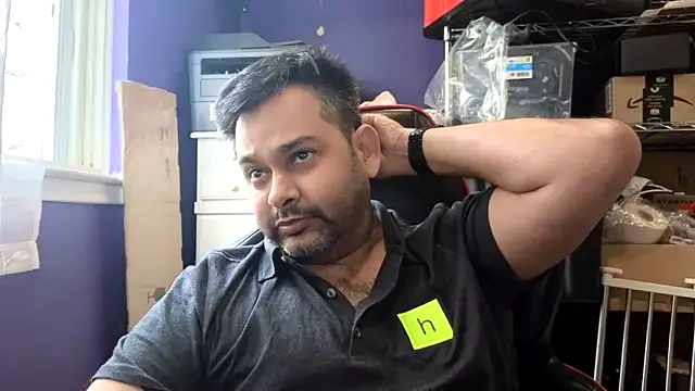 Sakhtlaundaz online show from April 2026 02:01:01 PM