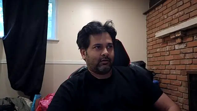 Snapshot of Sakhtlaundaz chatting on July 2026 01:14:02 PM Sakhtlaundaz online show from July 2026 01:14:02 PM