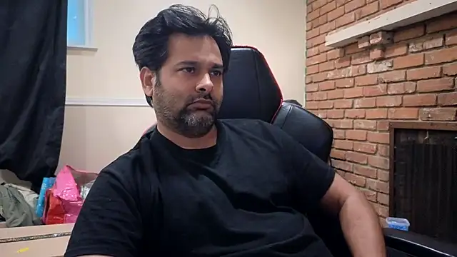 Snapshot of Sakhtlaundaz chatting on July 2026 01:30:02 PM Sakhtlaundaz online show from July 2026 01:30:02 PM