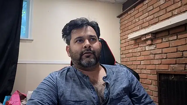 Snapshot of Sakhtlaundaz chatting on July 2026 02:15:01 PM Sakhtlaundaz online show from July 2026 02:15:01 PM