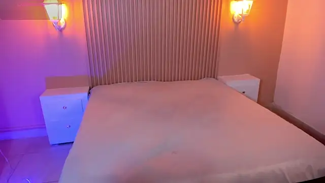 EmilyEvans7 online show from March 2025 07:28:01 PM