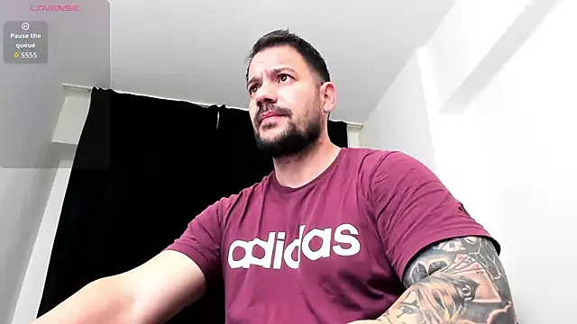 musclemonster31 online show from December 2025 09:00:02 PM