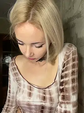 Kristina03 online show from February 2026 09:31:01 PM