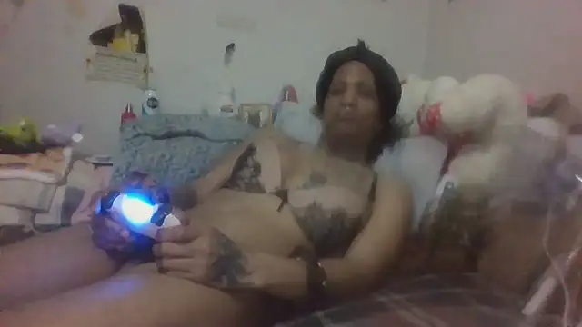 Snapshot of paradisejas chatting on May 2026 01:00:01 AM paradisejas online show from May 2026 01:00:01 AM