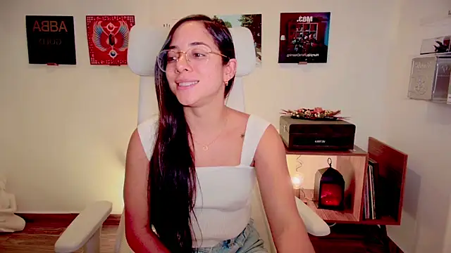 Snapshot of adriana__sosa_ chatting on December 2024 02:24:01 AM adriana sosa online show from December 2024 02:24:01 AM