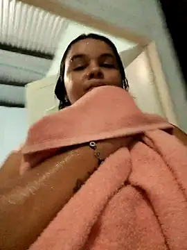 Snapshot of Bellota_22_Fuckme chatting on January 2026 02:14:01 AM Bellota 22 Fuckme online show from January 2026 02:14:01 AM