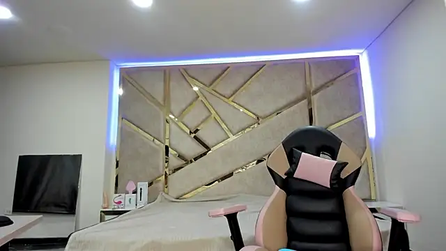 Snapshot of nahia_low chatting on March 2025 03:22:01 AM nahia low online show from March 2025 03:22:01 AM