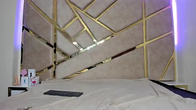 Snapshot of nahia_low chatting on March 2025 03:34:01 AM nahia low online show from March 2025 03:34:01 AM