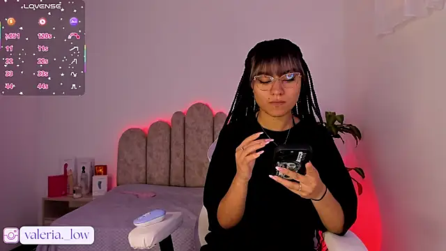 Snapshot of nahia_low chatting on October 2025 12:18:02 AM nahia low online show from October 2025 12:18:02 AM