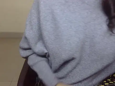 Lusty Wife1 online show from January 2025 07:40:01 PM