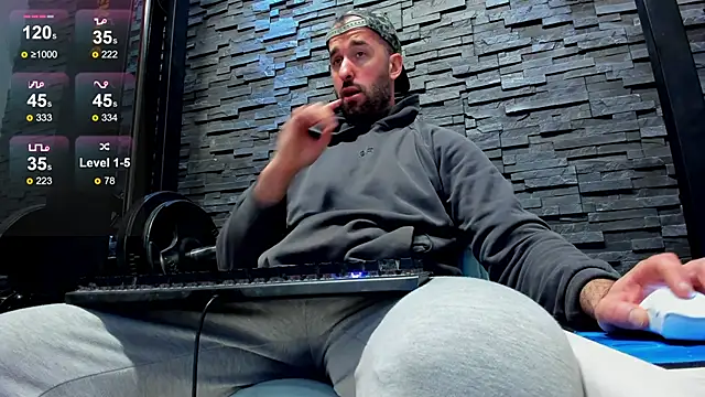 Snapshot of David_Big_Daddy chatting on January 2025 04:50:02 PM David Big Daddy online show from January 2025 04:50:02 PM