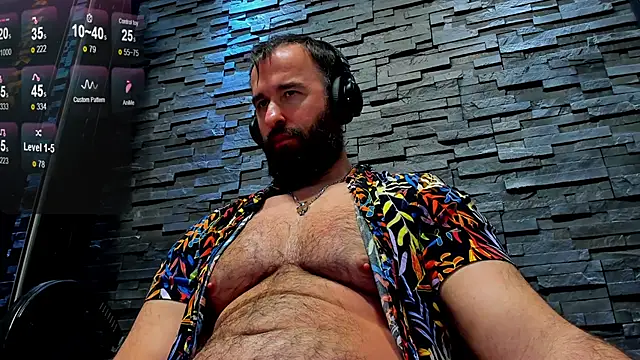 Snapshot of David_Big_Daddy chatting on February 2025 12:05:02 AM David Big Daddy online show from February 2025 12:05:02 AM