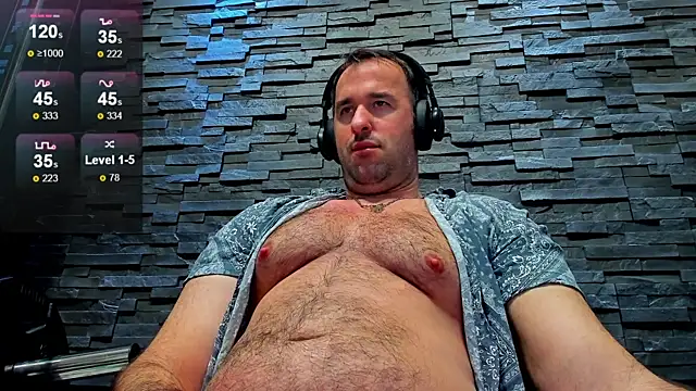 Snapshot of David_Big_Daddy chatting on March 2025 03:30:01 AM David Big Daddy online show from March 2025 03:30:01 AM