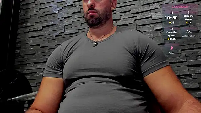 Snapshot of David_Big_Daddy chatting on September 2025 07:47:01 PM David Big Daddy online show from September 2025 07:47:01 PM