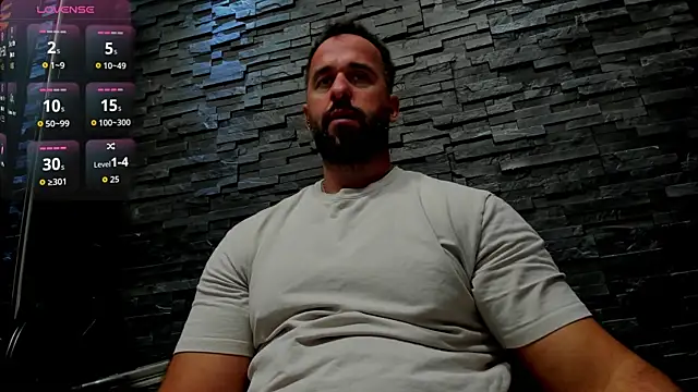 Snapshot of David_Big_Daddy chatting on September 2025 06:09:02 PM David Big Daddy online show from September 2025 06:09:02 PM