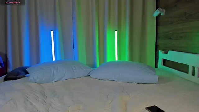 Snapshot of Elizabeth_Hottie_ chatting on January 2025 11:22:02 PM Elizabeth Hottie online show from January 2025 11:22:02 PM