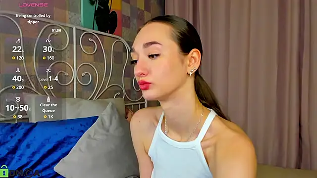 Kelly Powell online show from November 2025 09:32:02 AM