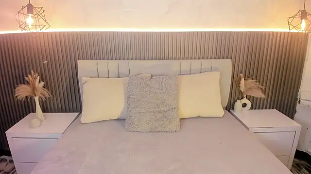 SHANONCLARK online show from September 2025 07:18:02 PM