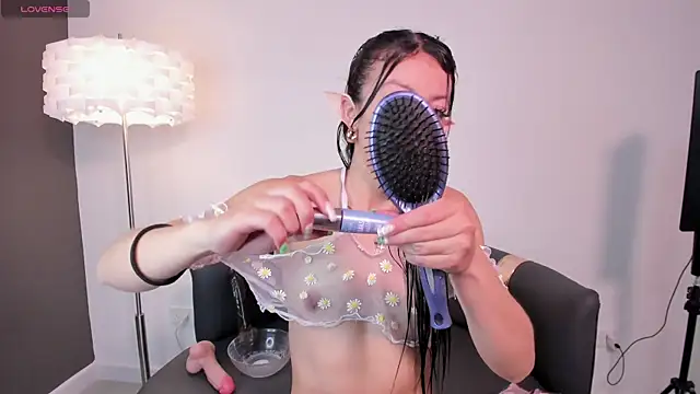 Snapshot of miss_canndy chatting on December 2024 09:49:02 PM miss canndy online show from December 2024 09:49:02 PM