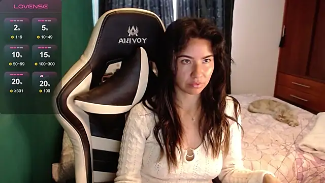 Snapshot of alice_middlee chatting on May 2026 03:53:02 PM alice middlee online show from May 2026 03:53:02 PM
