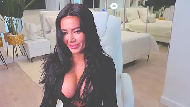 wowEva online show from November 2025 08:58:02 AM