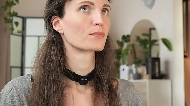 yulladao online show from October 2025 04:18:01 PM