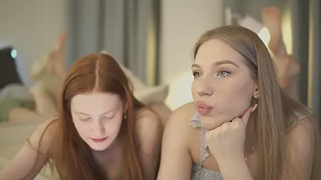 MiaKeler online show from March 2025 05:21:01 PM