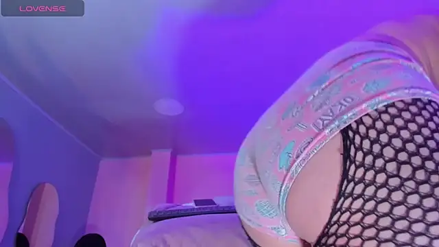 Patty jenkinss  online show from February 2025 03:23:01 AM