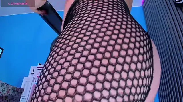 Patty jenkinss  online show from February 2025 03:52:01 AM