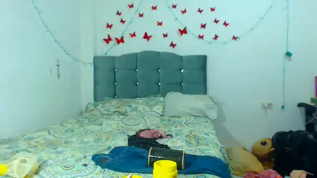 AmaraRoberts420 online show from January 2025 02:47:02 PM