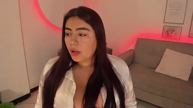 silvia lane online show from February 2026 06:37:02 PM