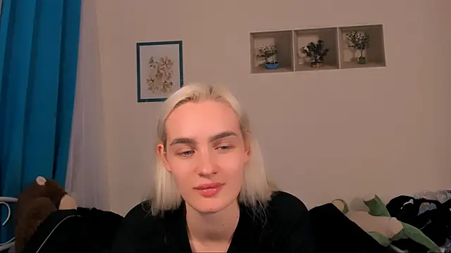 OliviaKisss online show from June 2026 08:55:02 PM