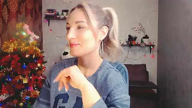 Snapshot of MillaXQueen chatting on January 2025 03:40:02 PM MillaXQueen online show from January 2025 03:40:02 PM