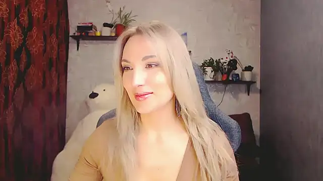 Snapshot of MillaXQueen chatting on March 2025 11:56:01 AM MillaXQueen online show from March 2025 11:56:01 AM