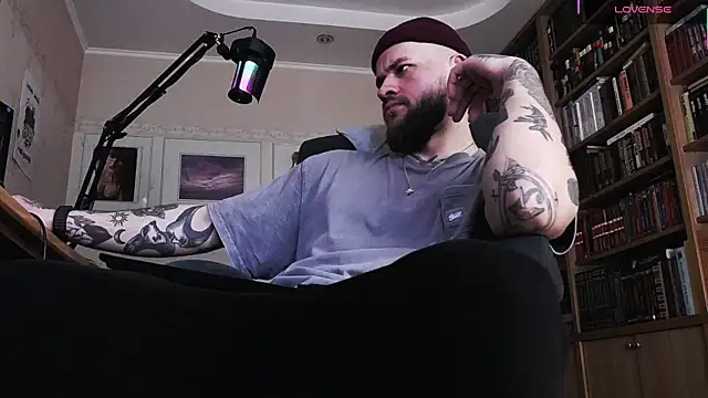 Snapshot of FindomJason chatting on February 2026 10:41:01 AM FindomJason online show from February 2026 10:41:01 AM