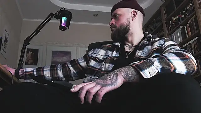 Snapshot of FindomJason chatting on February 2026 10:21:02 AM FindomJason online show from February 2026 10:21:02 AM