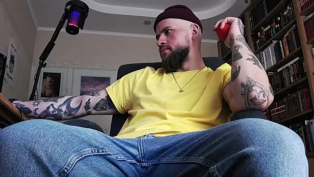 Snapshot of FindomJason chatting on March 2026 10:33:01 AM FindomJason online show from March 2026 10:33:01 AM