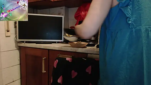 martachatte online show from October 2025 08:57:01 PM