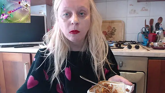 martachatte online show from November 2025 10:48:02 AM