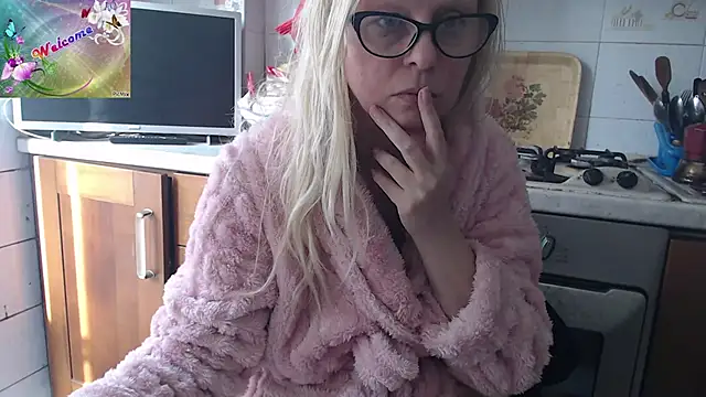 martachatte online show from December 2025 08:41:02 AM