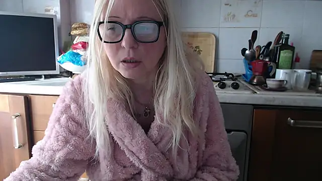 martachatte online show from February 2026 10:52:02 AM