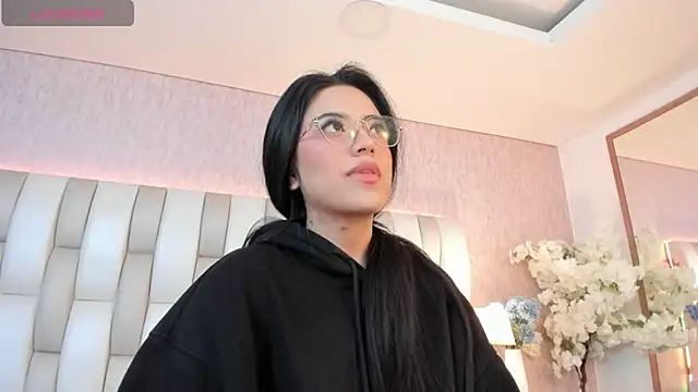 Rebeca jones online show from February 2025 01:08:02 PM